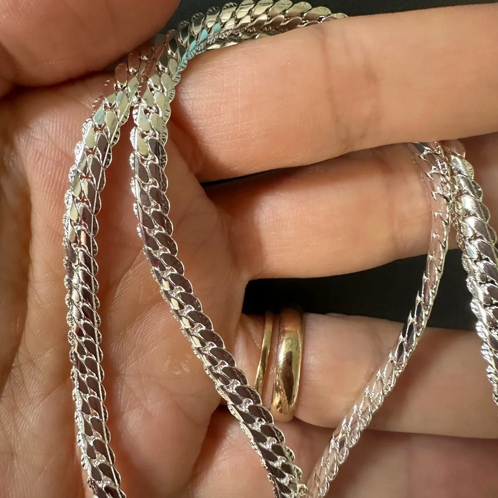 Men’s Women’s Silver Plated 5mm Chain Necklace 19”